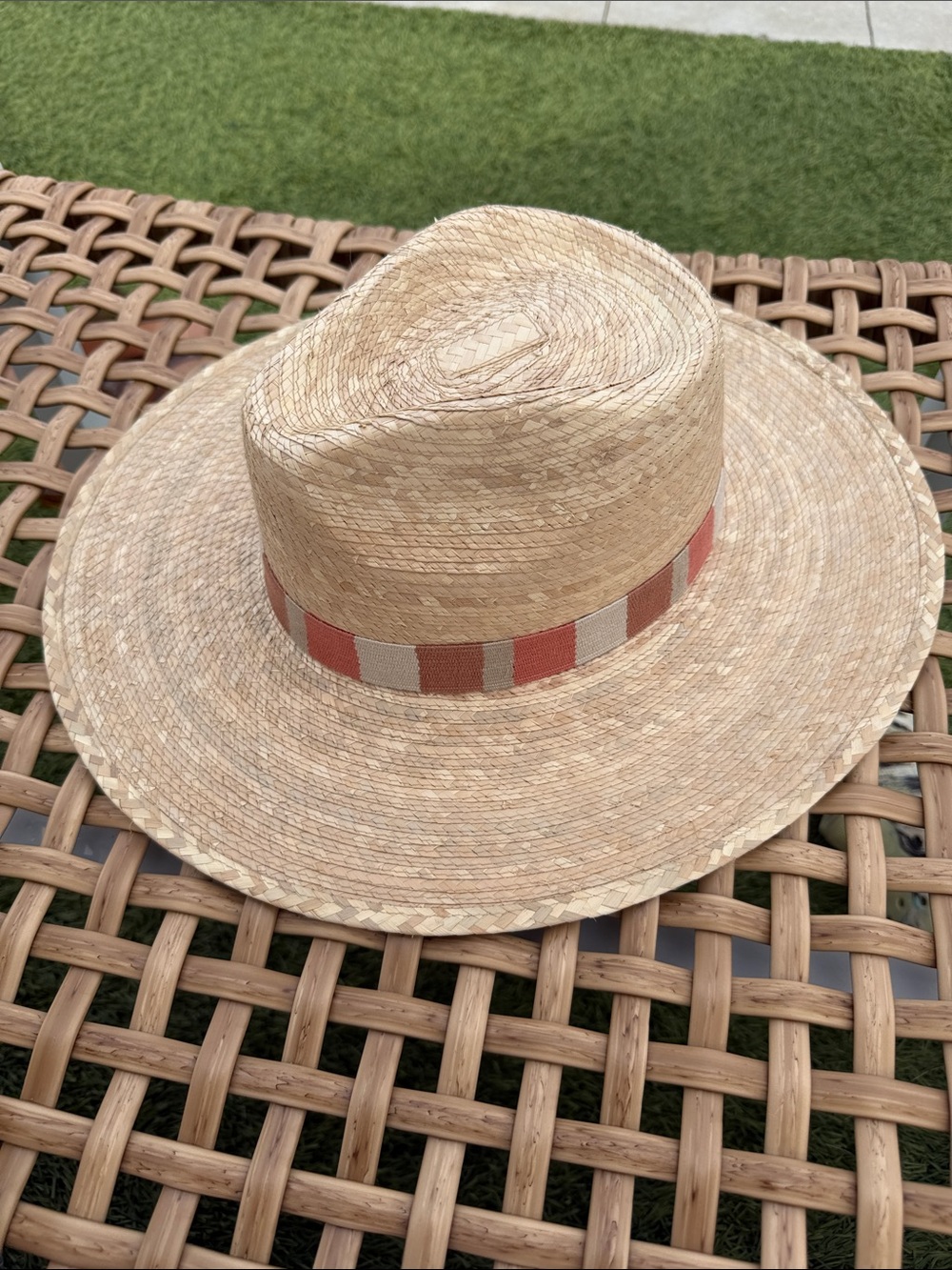 Sunshine Tienda Yolanda Hat